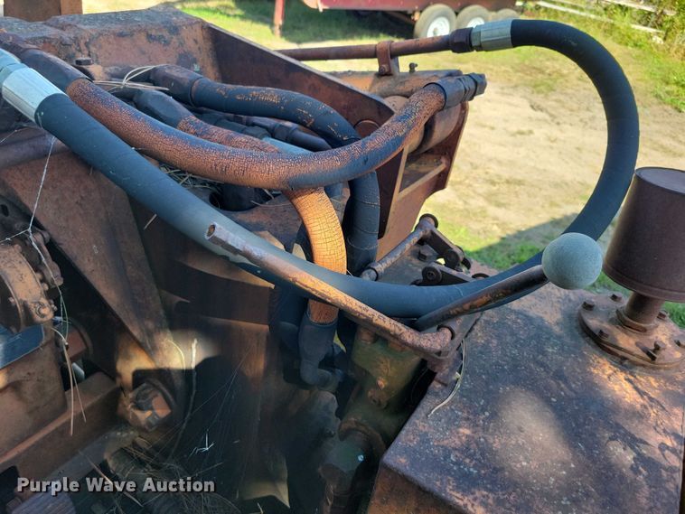 image for item EA2561 Allison Chalmers HD9 track loader