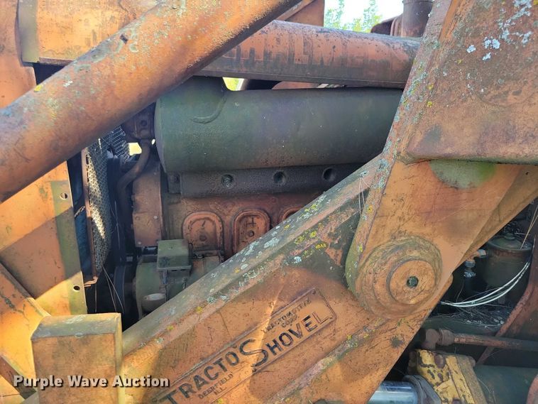 image for item EA2561 Allison Chalmers HD9 track loader