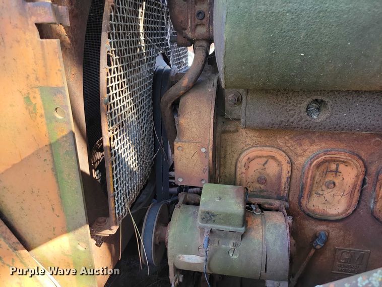 image for item EA2561 Allison Chalmers HD9 track loader