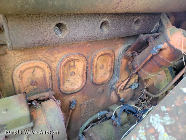 image for item EA2561 Allison Chalmers HD9 track loader