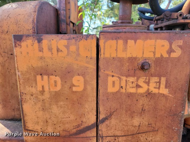 image for item EA2561 Allison Chalmers HD9 track loader