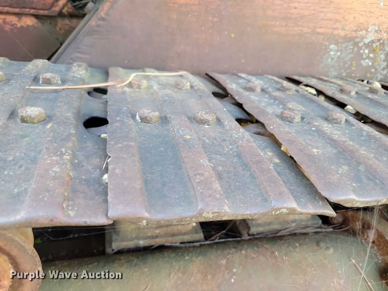 image for item EA2561 Allison Chalmers HD9 track loader