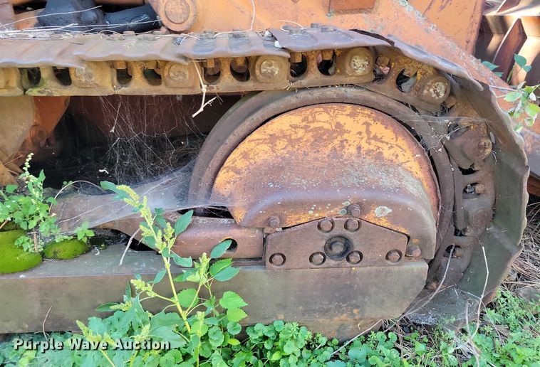 image for item EA2561 Allison Chalmers HD9 track loader