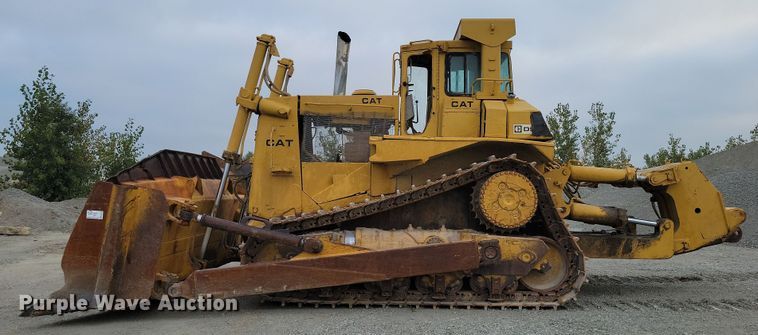 image for item EA2565 1983 Caterpillar D9L dozer