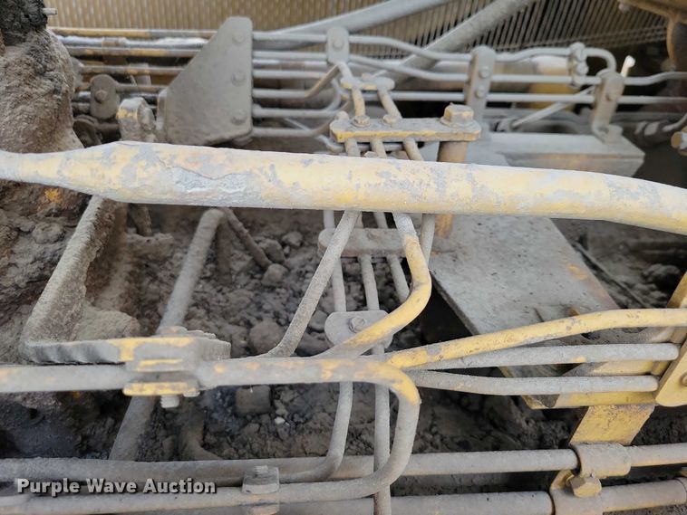 image for item EA2565 1983 Caterpillar D9L dozer