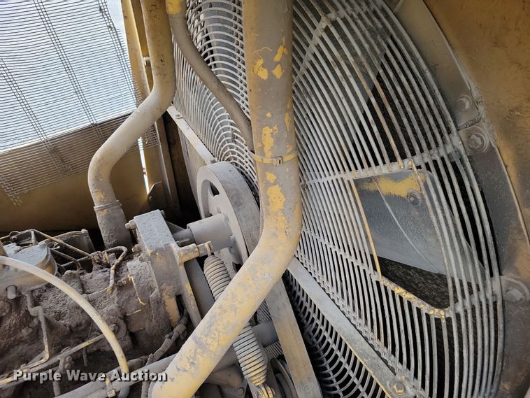 image for item EA2565 1983 Caterpillar D9L dozer