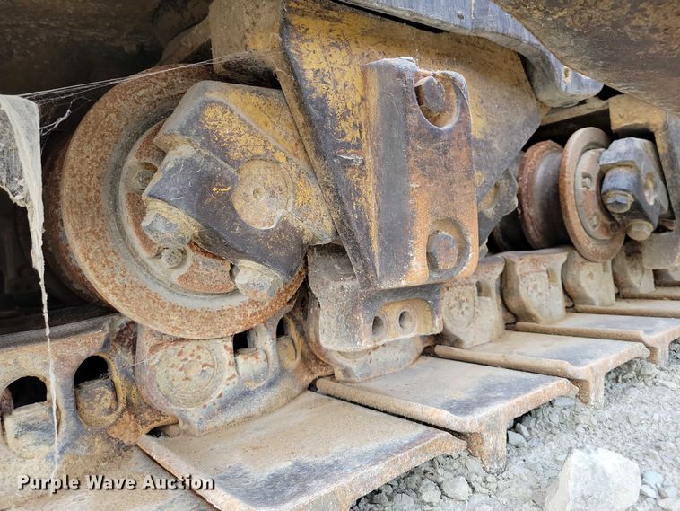 image for item EA2565 1983 Caterpillar D9L dozer