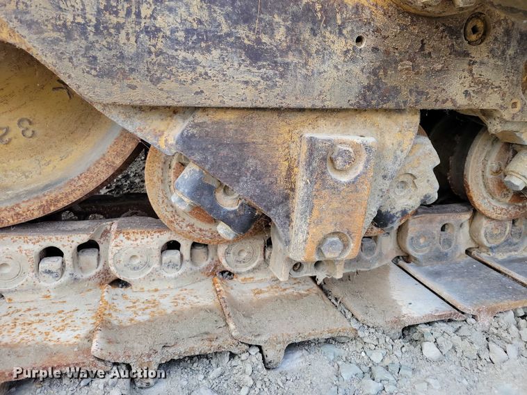 image for item EA2565 1983 Caterpillar D9L dozer