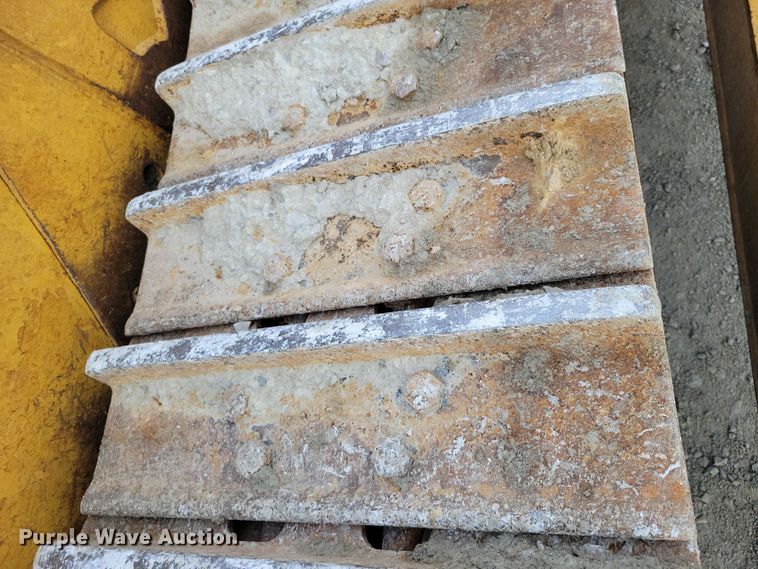 image for item EA2565 1983 Caterpillar D9L dozer