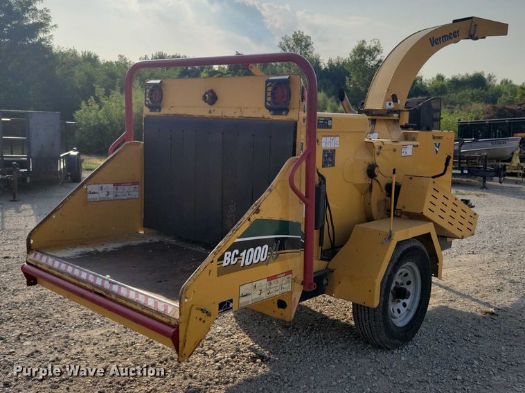 image for item EA2566 2018 Vermeer BC1000XL wood chipper