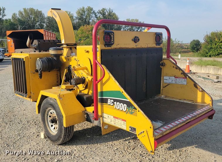 image for item EA2566 2018 Vermeer BC1000XL wood chipper
