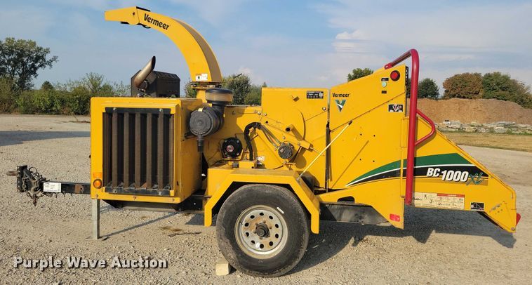 image for item EA2566 2018 Vermeer BC1000XL wood chipper
