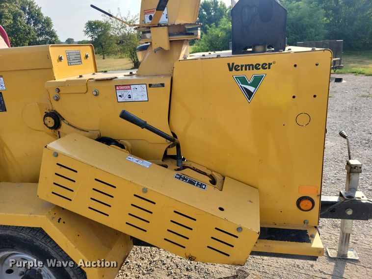 image for item EA2566 2018 Vermeer BC1000XL wood chipper