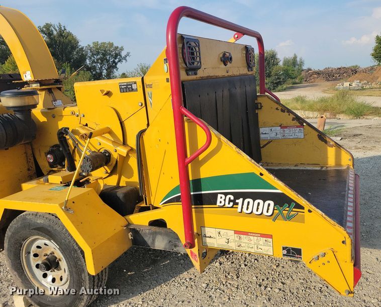image for item EA2566 2018 Vermeer BC1000XL wood chipper
