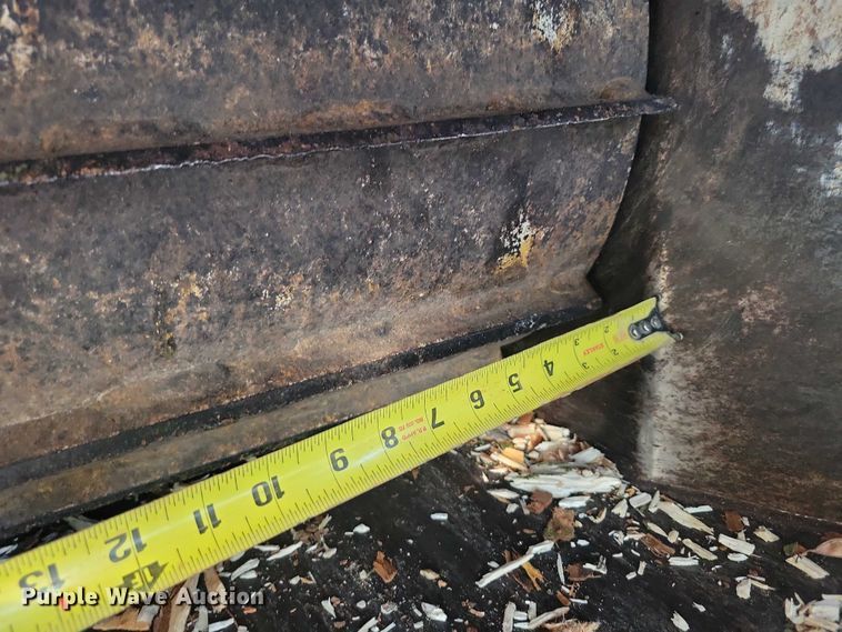 image for item EA2566 2018 Vermeer BC1000XL wood chipper