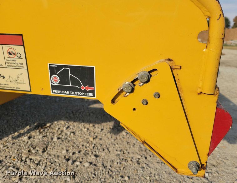 image for item EA2566 2018 Vermeer BC1000XL wood chipper