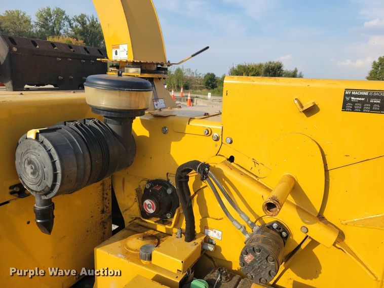 image for item EA2566 2018 Vermeer BC1000XL wood chipper