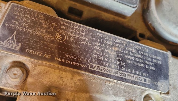 image for item EA2566 2018 Vermeer BC1000XL wood chipper