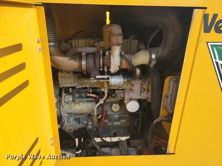 image for item EA2566 2018 Vermeer BC1000XL wood chipper