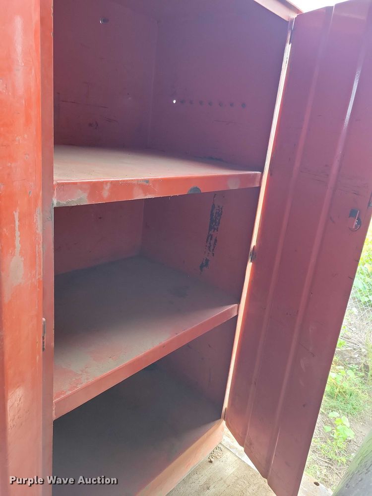 image for item EA2568 1988 Lufkin Trailers 3412 generator