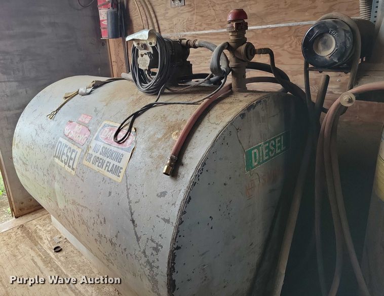 image for item EA2568 1988 Lufkin Trailers 3412 generator