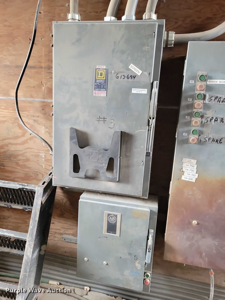 image for item EA2568 1988 Lufkin Trailers 3412 generator