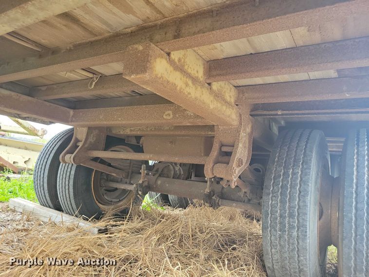 image for item EA2568 1988 Lufkin Trailers 3412 generator