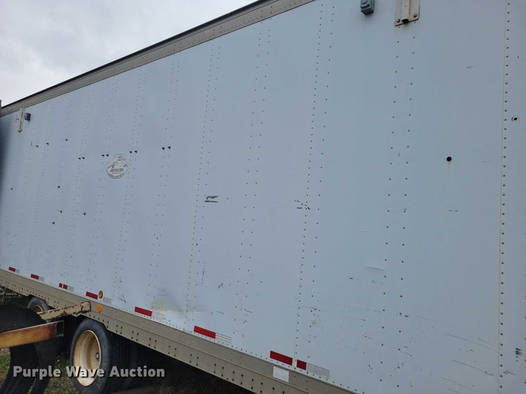 image for item EA2568 1988 Lufkin Trailers 3412 generator