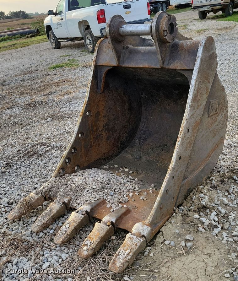 image for item EA2598 Caterpillar excavator bucket