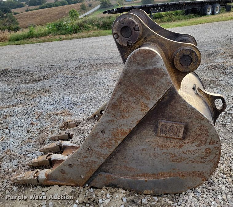 image for item EA2598 Caterpillar excavator bucket