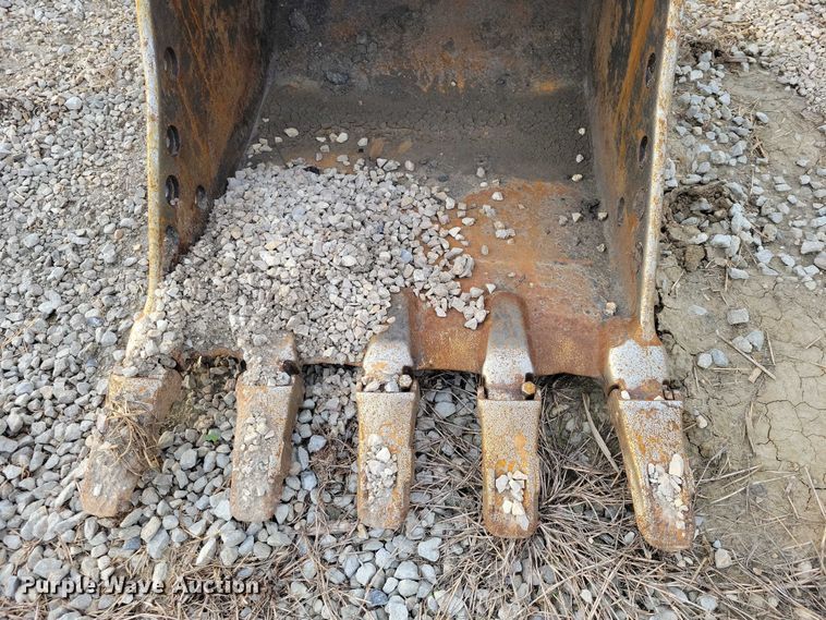 image for item EA2598 Caterpillar excavator bucket