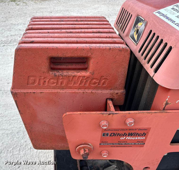 image for item EA6972 2016 Ditch Witch RT45 trencher