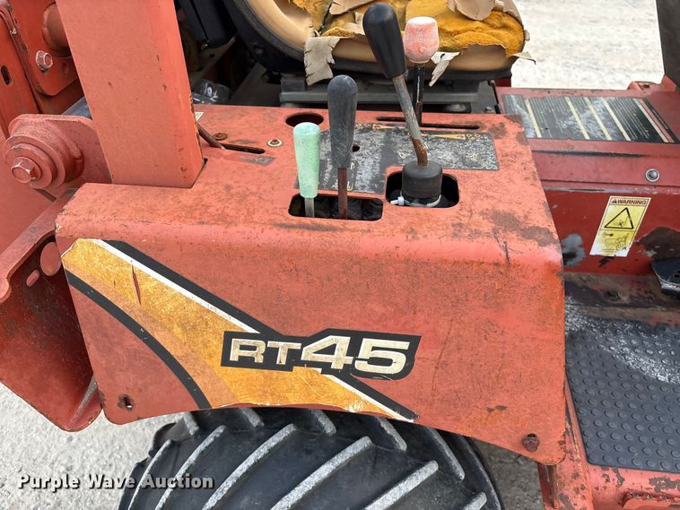 image for item EA6972 2016 Ditch Witch RT45 trencher
