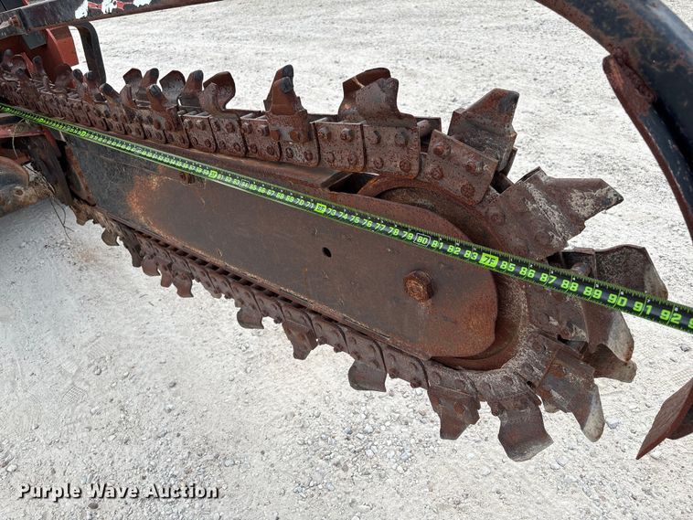 image for item EA6972 2016 Ditch Witch RT45 trencher