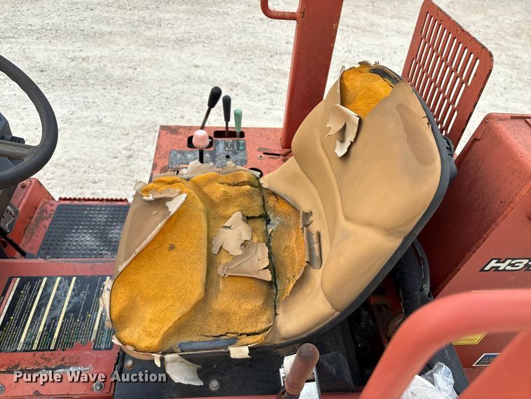 image for item EA6972 2016 Ditch Witch RT45 trencher