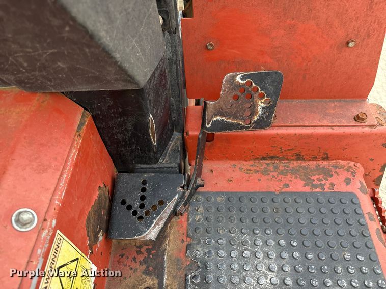 image for item EA6972 2016 Ditch Witch RT45 trencher