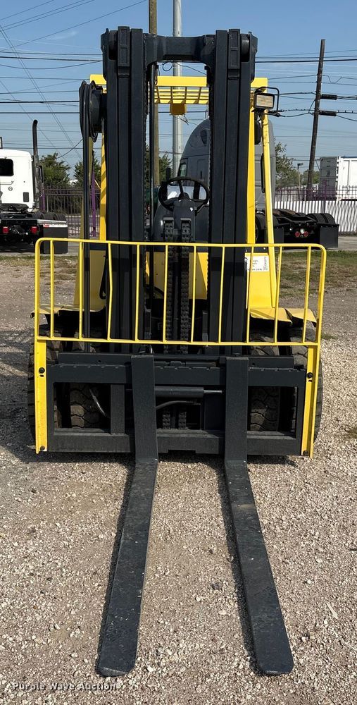 image for item EA6973 Hyster H80XM forklift