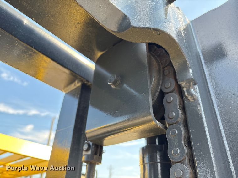 image for item EA6973 Hyster H80XM forklift