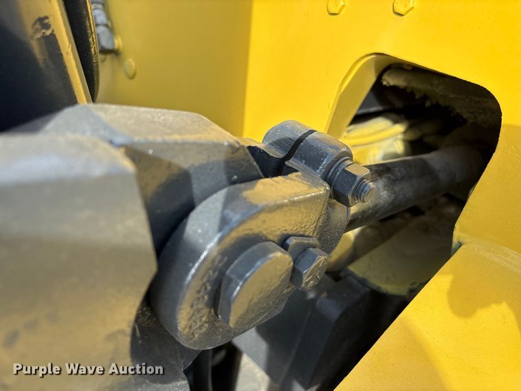 image for item EA6973 Hyster H80XM forklift