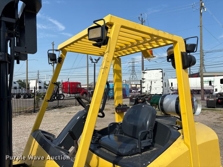 image for item EA6973 Hyster H80XM forklift