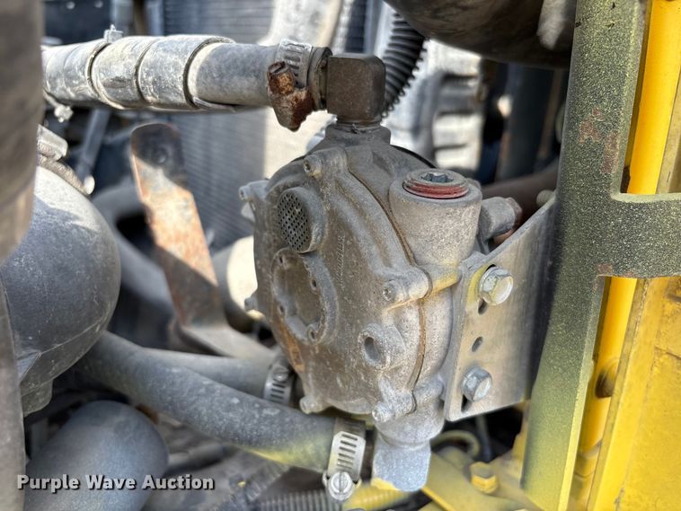 image for item EA6973 Hyster H80XM forklift