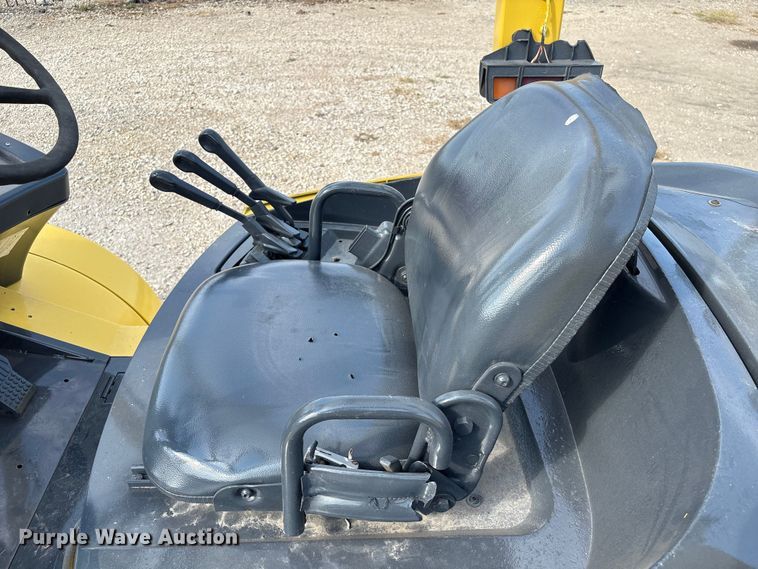 image for item EA6973 Hyster H80XM forklift