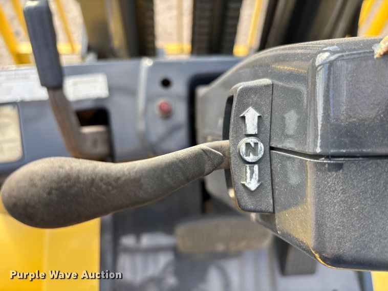 image for item EA6973 Hyster H80XM forklift