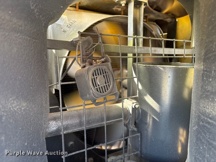 image for item EA6973 Hyster H80XM forklift