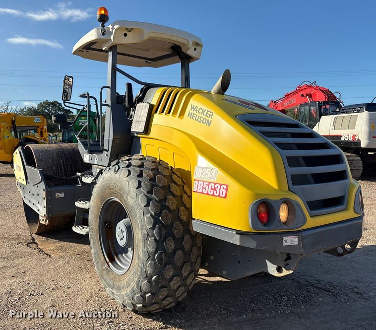 image for item EA6977 2019 Wacker Neuson RC110 single drum vibratory roller