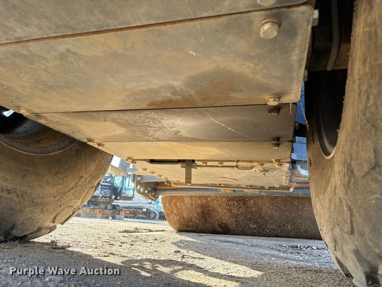 image for item EA6977 2019 Wacker Neuson RC110 single drum vibratory roller