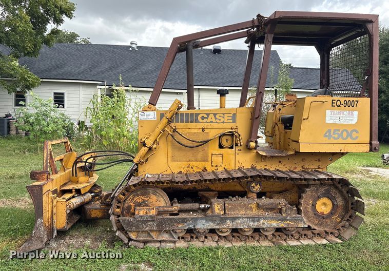 image for item EA6978 1989 Case 450C dozer