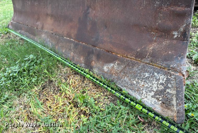 image for item EA6978 1989 Case 450C dozer