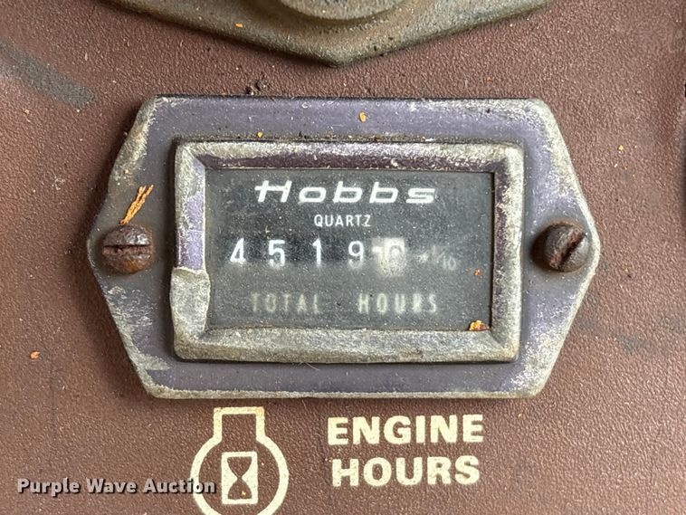 image for item EA6978 1989 Case 450C dozer