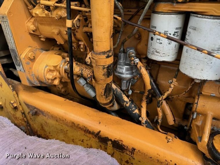 image for item EA6978 1989 Case 450C dozer